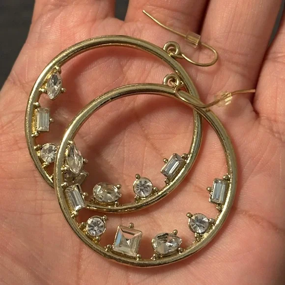 Gold Hoop Earrings w Multi Cut Stone Crystal Accents - Picture 3 of 3